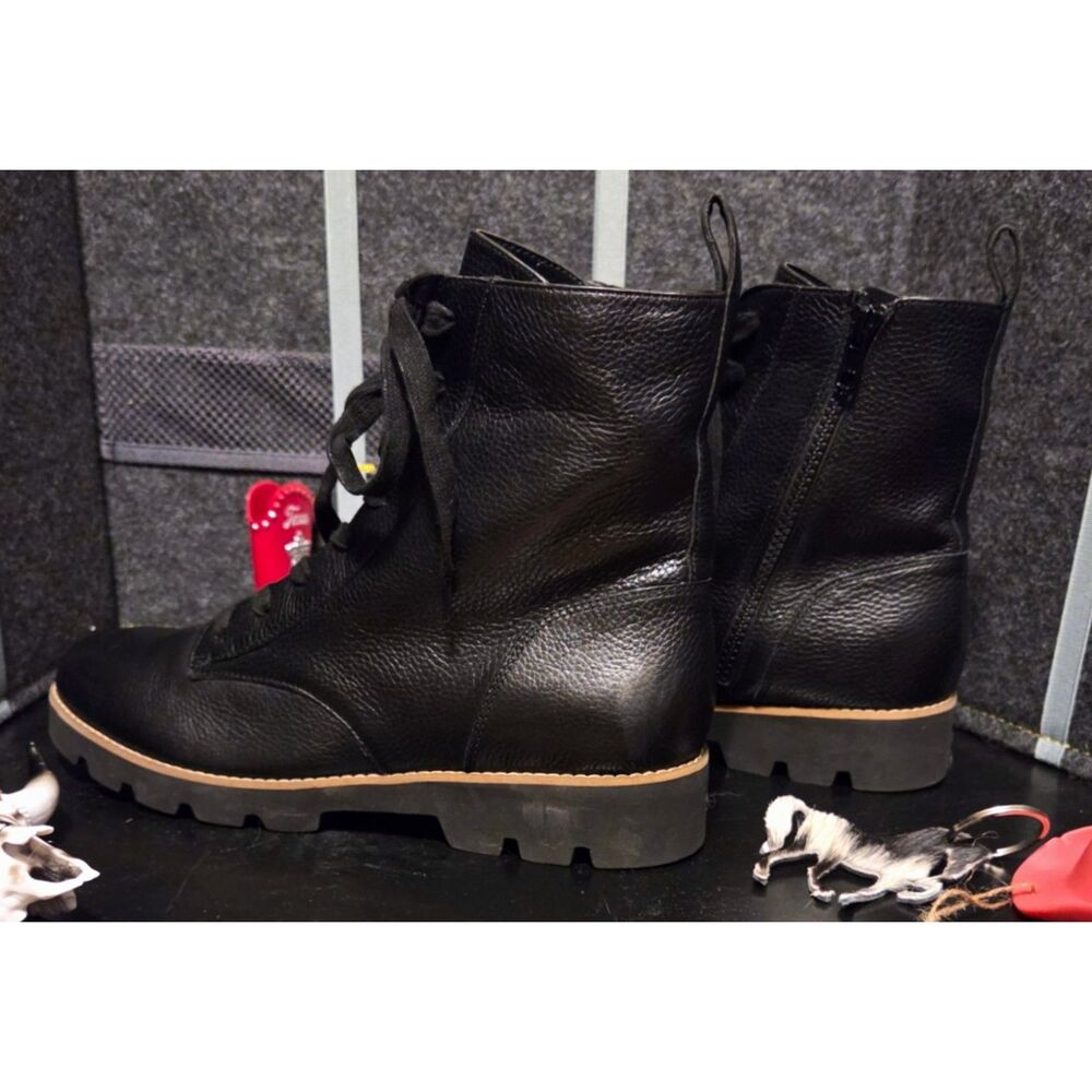 NWOT - Vionic Lani Combat Boots - Size 9 - Picture 4 of 10